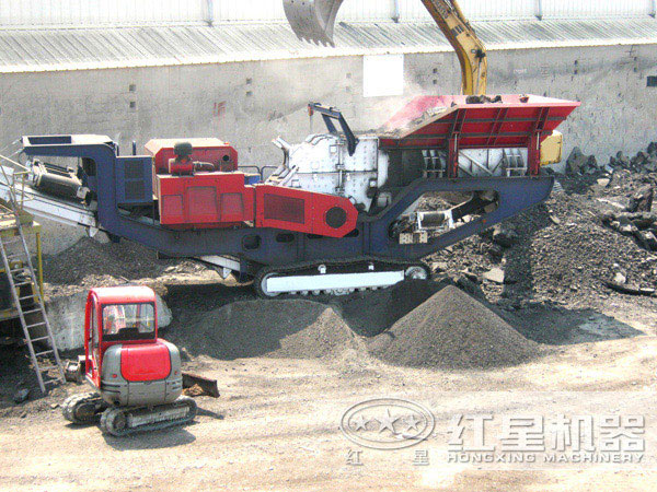 轉(zhuǎn)場(chǎng)靈活的輪胎式移動(dòng)破碎站