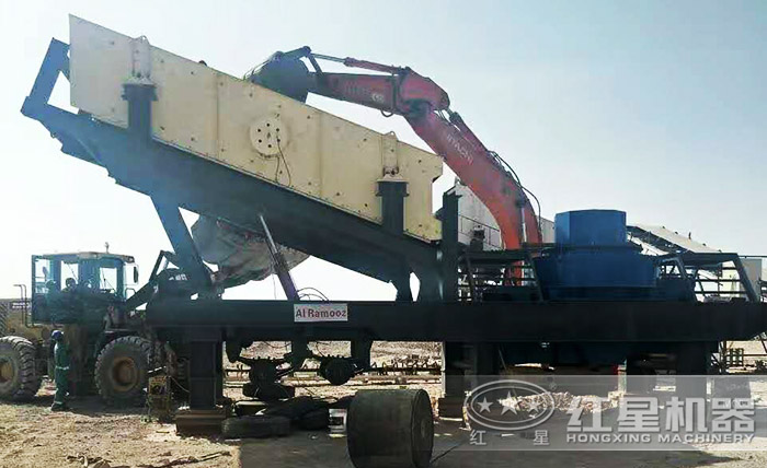 移動小型制砂粉碎機現(xiàn)場