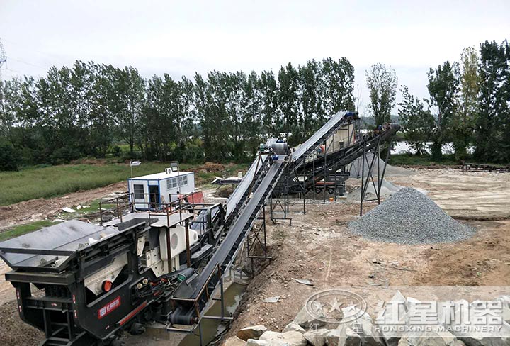 輪胎式移動破碎機生產(chǎn)現(xiàn)場